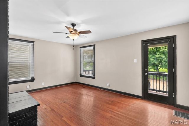 3627 Cambridge Avenue, St Louis, MO 63143