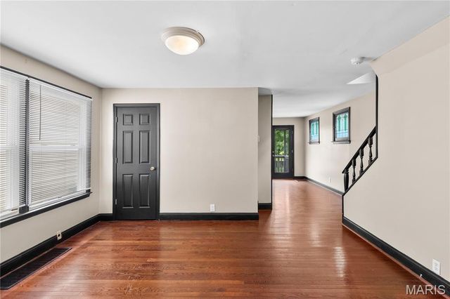 3627 Cambridge Avenue, St Louis, MO 63143