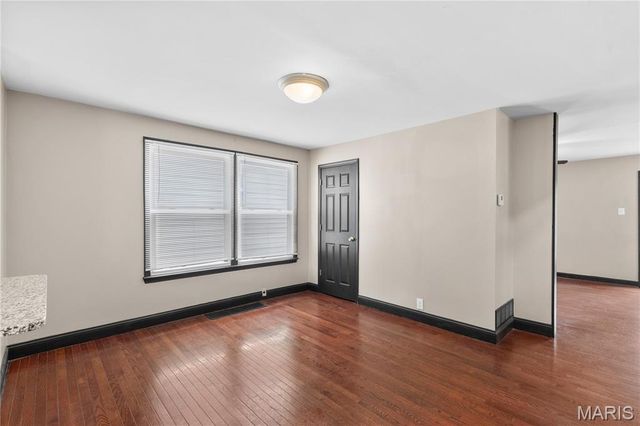 3627 Cambridge Avenue, St Louis, MO 63143
