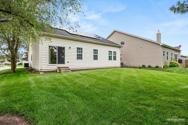 1648 COLCHESTER Lane, Aurora, IL 60505