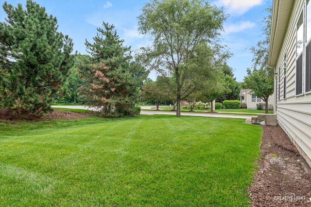 1648 COLCHESTER Lane, Aurora, IL 60505