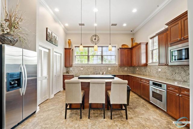 1648 COLCHESTER Lane, Aurora, IL 60505