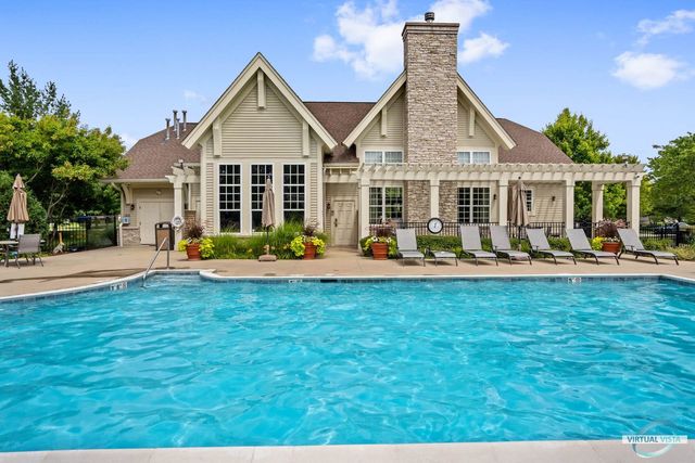 1648 COLCHESTER Lane, Aurora, IL 60505