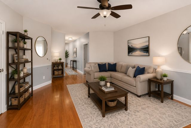 1648 COLCHESTER Lane, Aurora, IL 60505