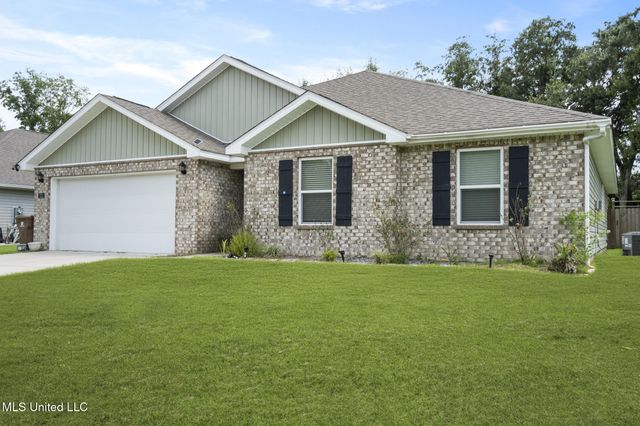 211 Hawthorne Drive, Long Beach, MS 39560