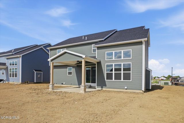 163 Bentley Drive, Perrysburg, OH 43551