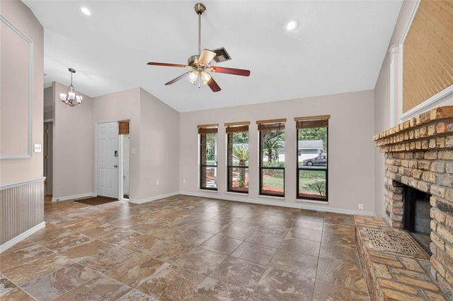 207 PINECREST ROAD, Mount Dora, FL 32757