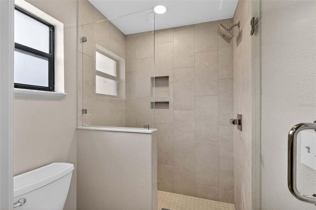 207 PINECREST ROAD, Mount Dora, FL 32757