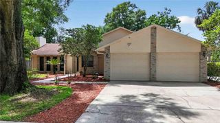 207 PINECREST ROAD, Mount Dora, FL 32757