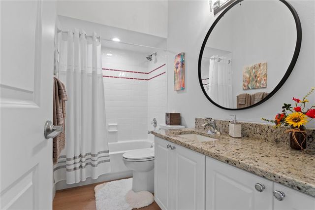 3707 SMOKE HICKORY LANE, Valrico, FL 33596