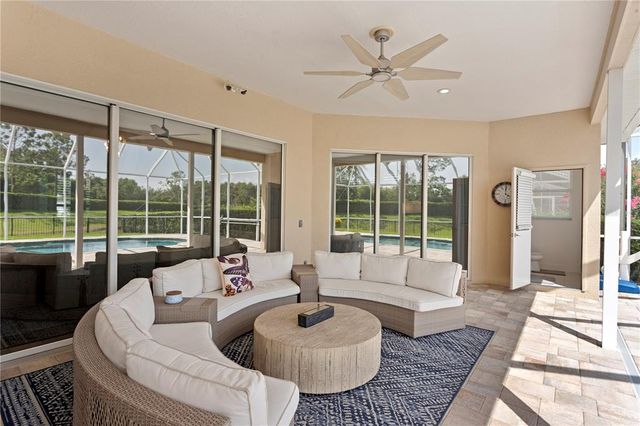 3707 SMOKE HICKORY LANE, Valrico, FL 33596