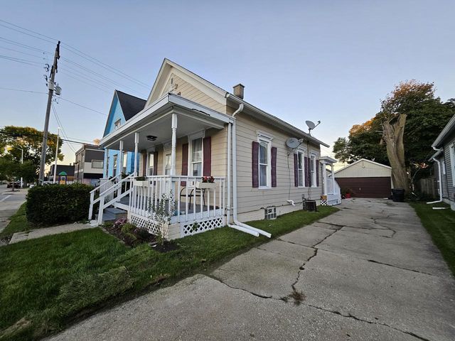 1605 Phillips AVENUE, Racine, WI 53403
