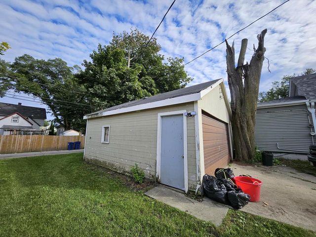 1605 Phillips AVENUE, Racine, WI 53403