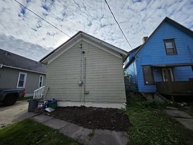 1605 Phillips AVENUE, Racine, WI 53403