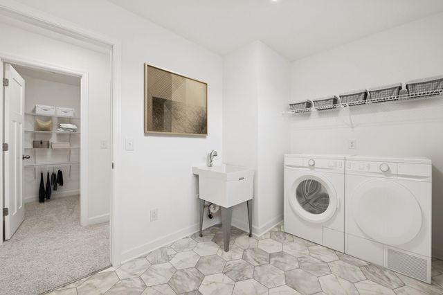 2375 Tyrone Drive, Shakopee, MN 55379