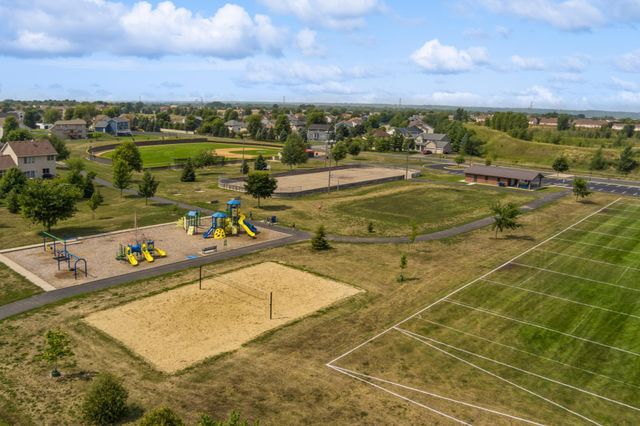 2375 Tyrone Drive, Shakopee, MN 55379