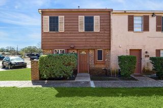 3009 Falk Court 3009, La Porte, TX 77571