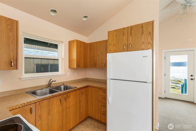 840 Beckett Point Road, Port Townsend, WA 98368