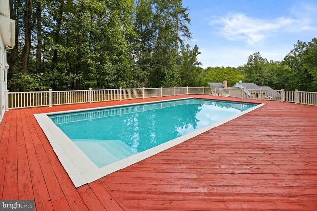 10320 GLEN RD, Potomac, MD 20854
