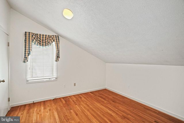 10320 GLEN RD, Potomac, MD 20854