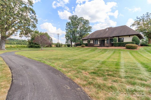 115 Pine Lake Drive, Monroe, NC 28110