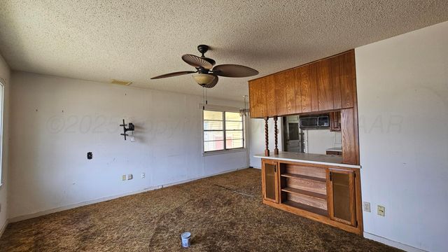 1212 Hazelwood Street, Borger, TX 79007