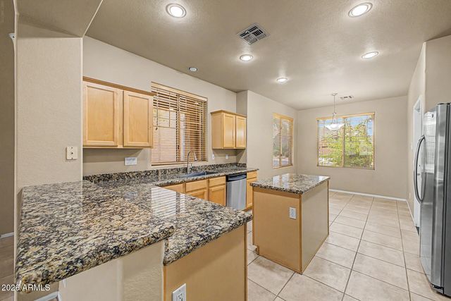 6932 W BLACKHAWK Drive, Glendale, AZ 85308