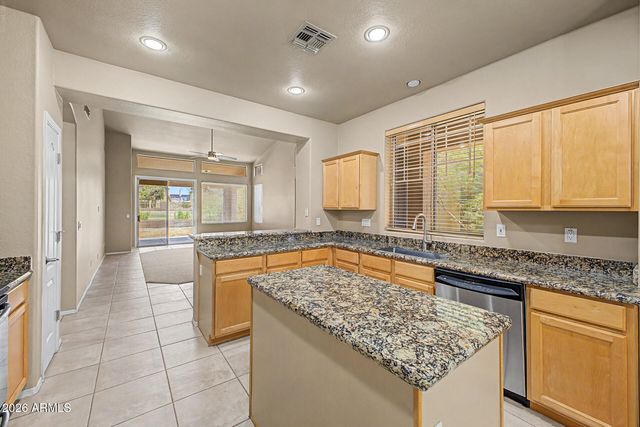 6932 W BLACKHAWK Drive, Glendale, AZ 85308