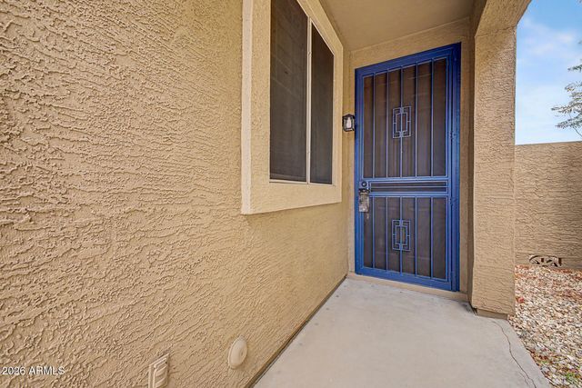 6932 W BLACKHAWK Drive, Glendale, AZ 85308