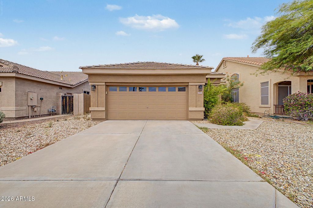 6932 W BLACKHAWK Drive, Glendale, AZ 85308