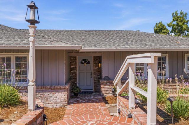 15761 E Alta Vista Way, San Jose, CA 95127