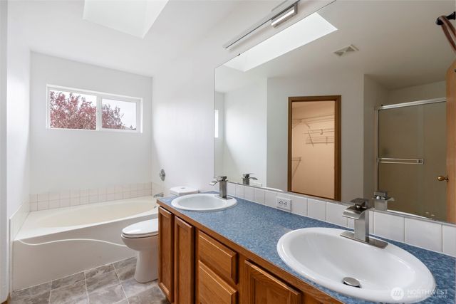 14843 Prairie Vista Loop SE, Yelm, WA 98597
