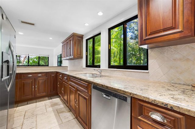 920 Aguero Ave 0, Coral Gables, FL 33146