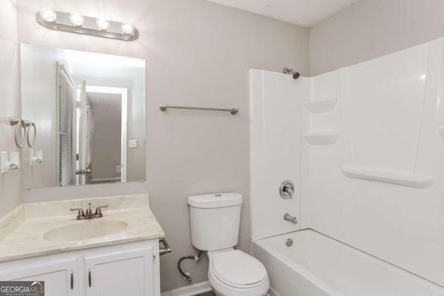 4893 Autumn Circle, Stone Mountain, GA 30088