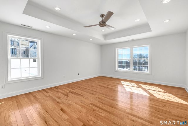 28 Hunting Ridge Road, Middlebury, CT 06762