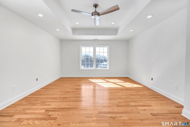 28 Hunting Ridge Road, Middlebury, CT 06762