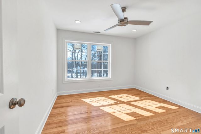 28 Hunting Ridge Road, Middlebury, CT 06762