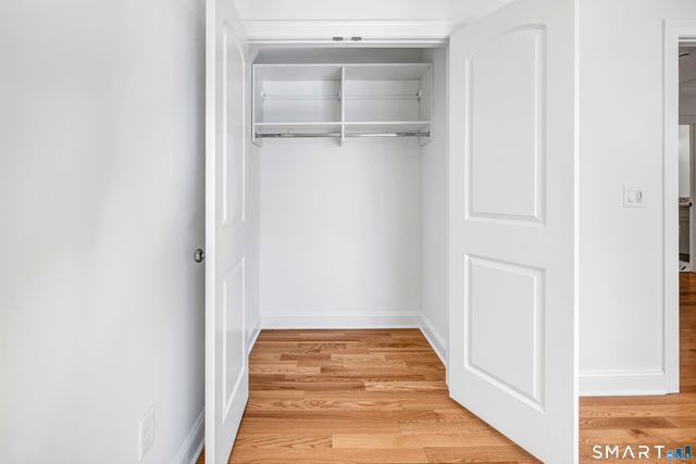 28 Hunting Ridge Road, Middlebury, CT 06762