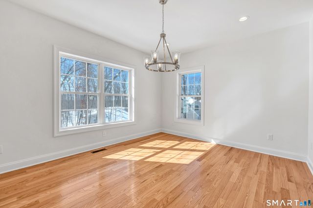 28 Hunting Ridge Road, Middlebury, CT 06762