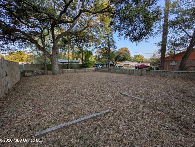 1253 24th Street, Gulfport, MS 39501