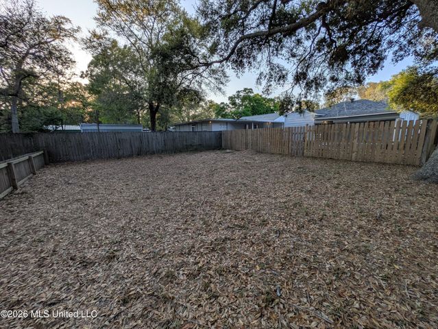 1253 24th Street, Gulfport, MS 39501