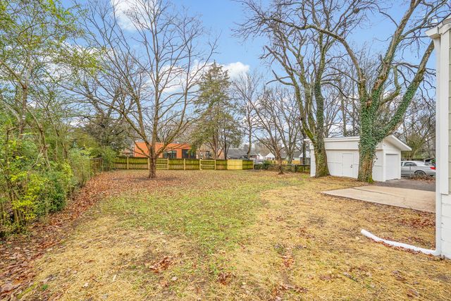 1934 Riverwood Dr, Nashville, TN 37216