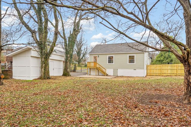 1934 Riverwood Dr, Nashville, TN 37216