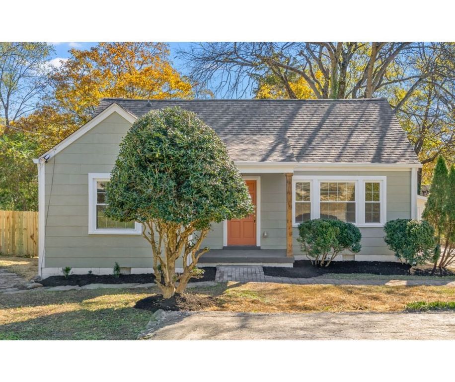 1934 Riverwood Dr, Nashville, TN 37216