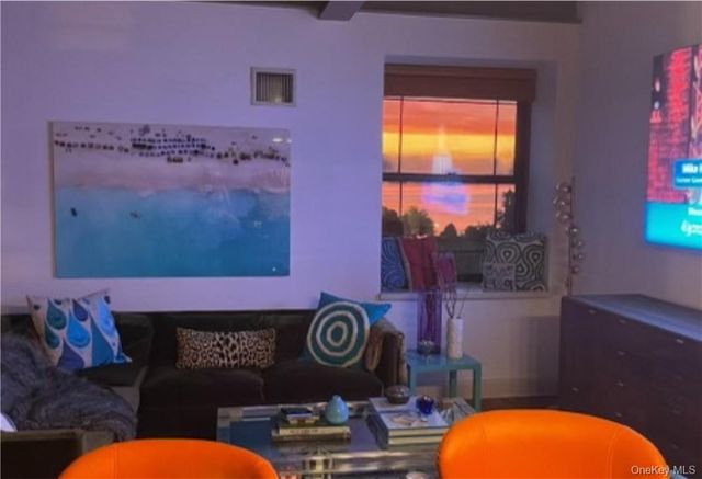 1 S Astor Street 502, Irvington, NY 10533