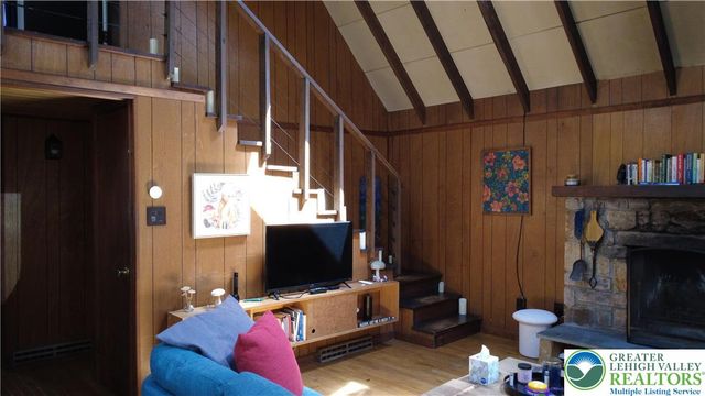 163 Owassa Drive, Tobyhanna Twp, PA 18347