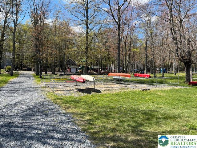 163 Owassa Drive, Tobyhanna Twp, PA 18347