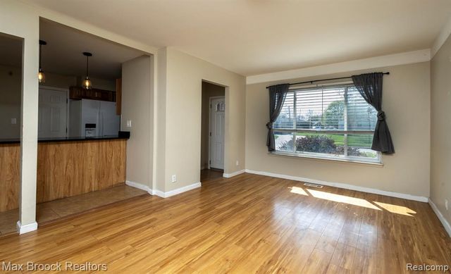 4829 Wolgast Drive, Warren, MI 48092