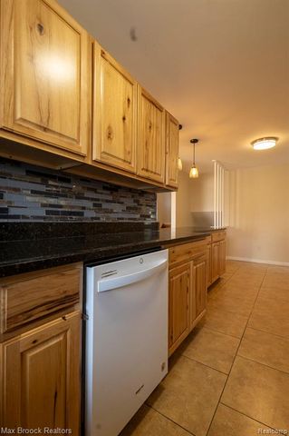 4829 Wolgast Drive, Warren, MI 48092