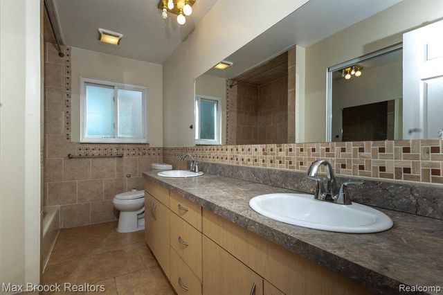 4829 Wolgast Drive, Warren, MI 48092
